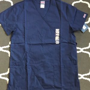 Navy blue ‘missy fit’ Cherokee scrub top